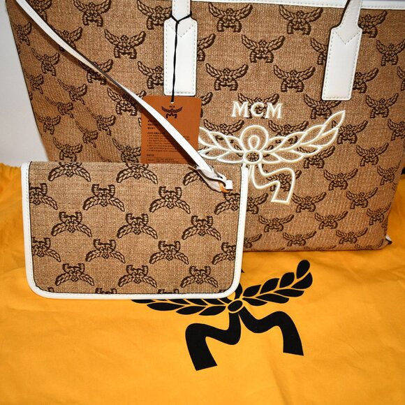 MCM Himmel OTH MEDIUM Shopper Tote in Natural #MWPFSAC021N001 NWT - Picture 4 of 13